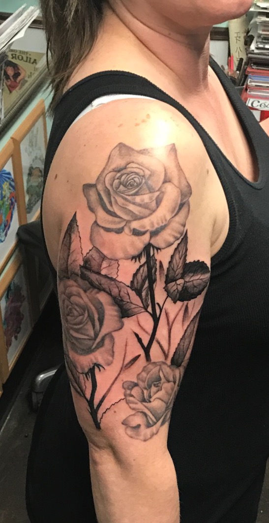 rose tattoo, arm tattoo, girls with tattoos, half sleeve, tattoo artist Michigan, Johnny calico